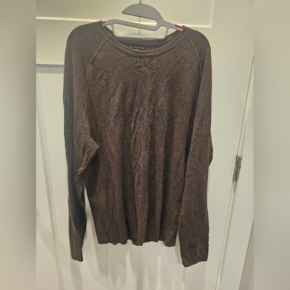 Banana Republic Men’s Brown Crew Neck Sweater Size L Made in Hong Kong